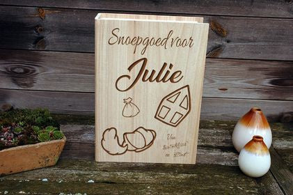 Houten boekkist Sinterklaas detail