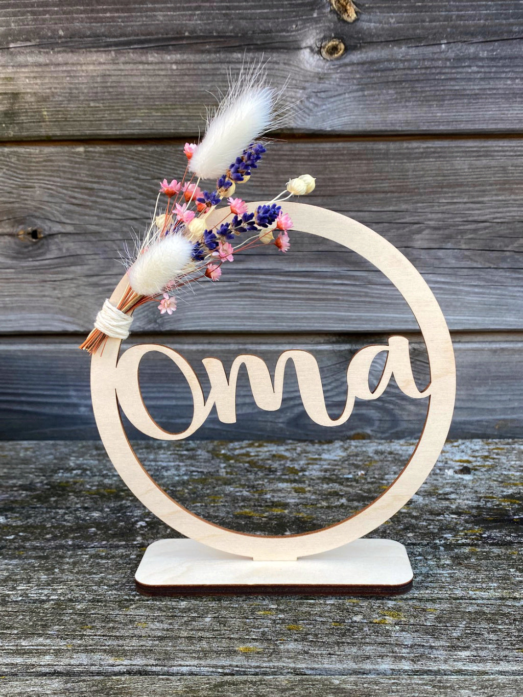 naamcirkel mama oma meter met droogbloemen view 6