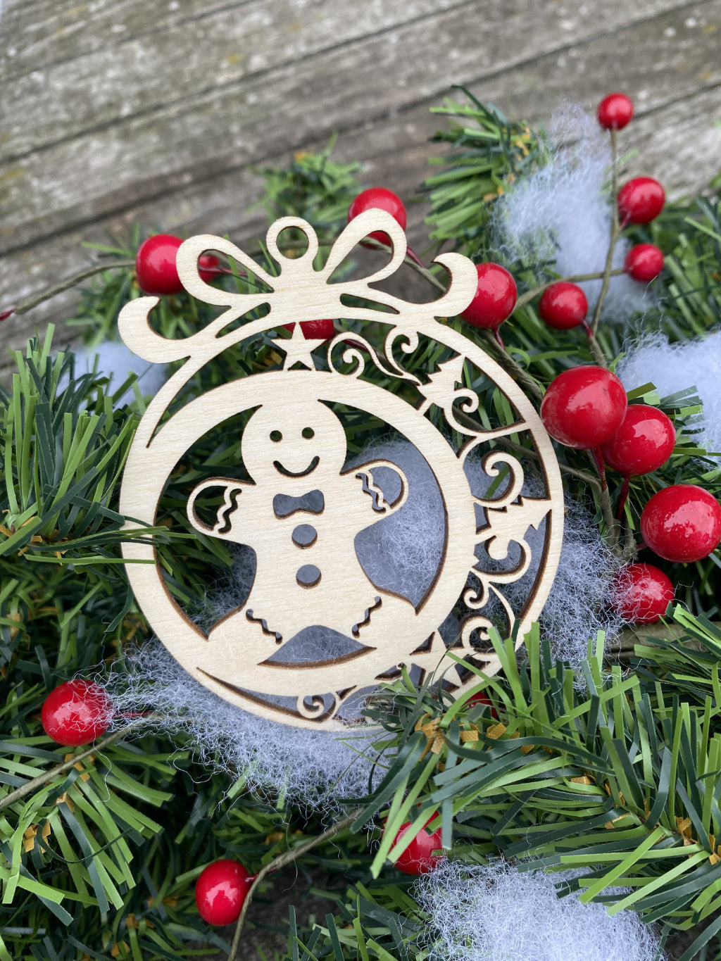 kerstballen met strik en 1 met naam