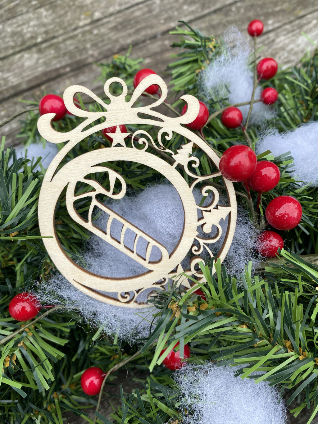 set van 6 kerstballen met strik en 1 met naam per 6 view 4
