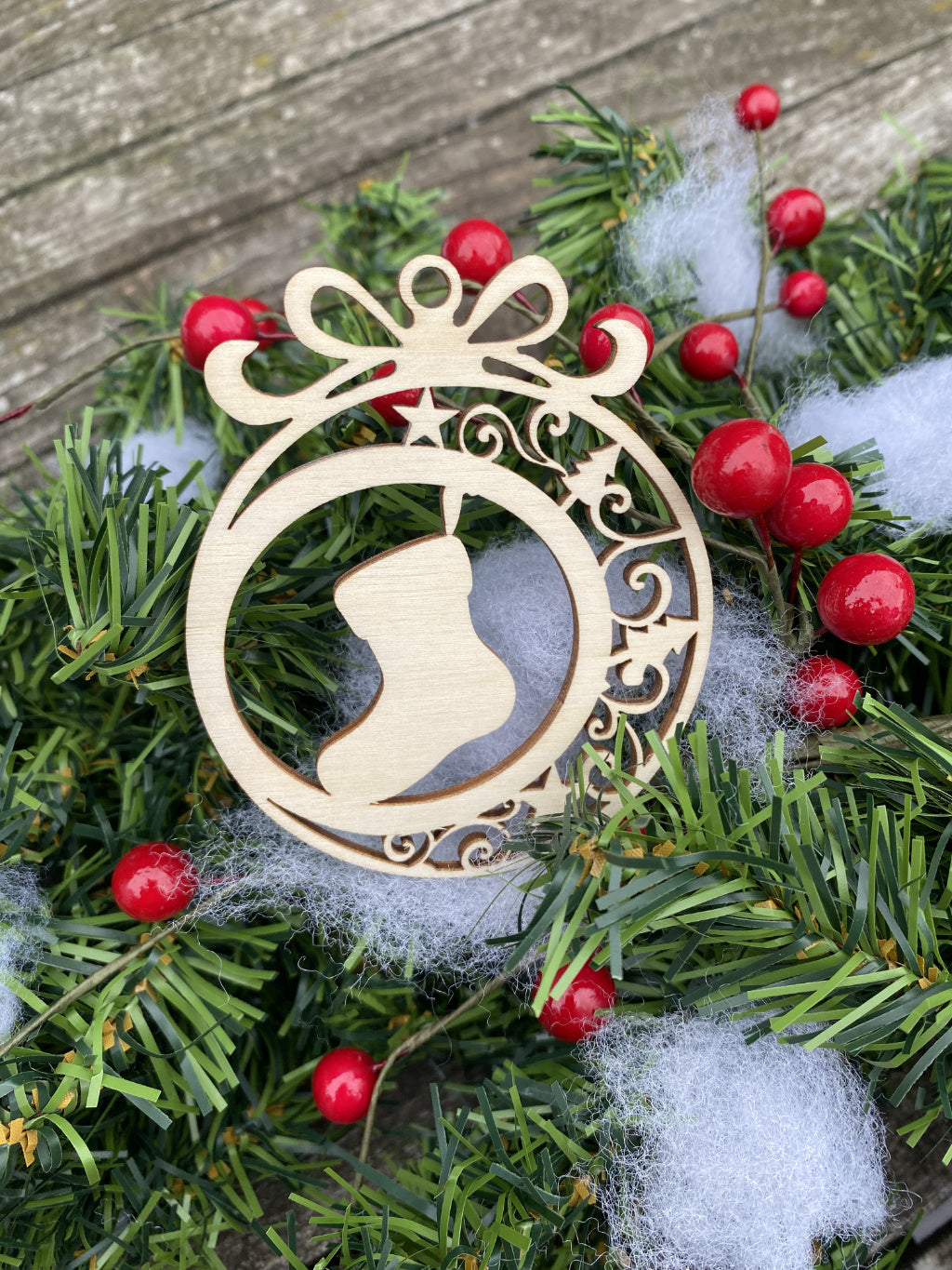 kerstballen met strik en 1 met naam