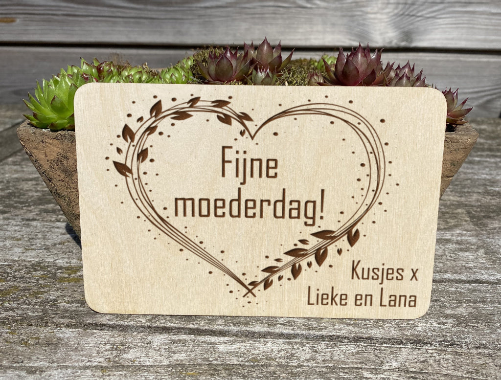 houten wenskaart mamamoederdag detail